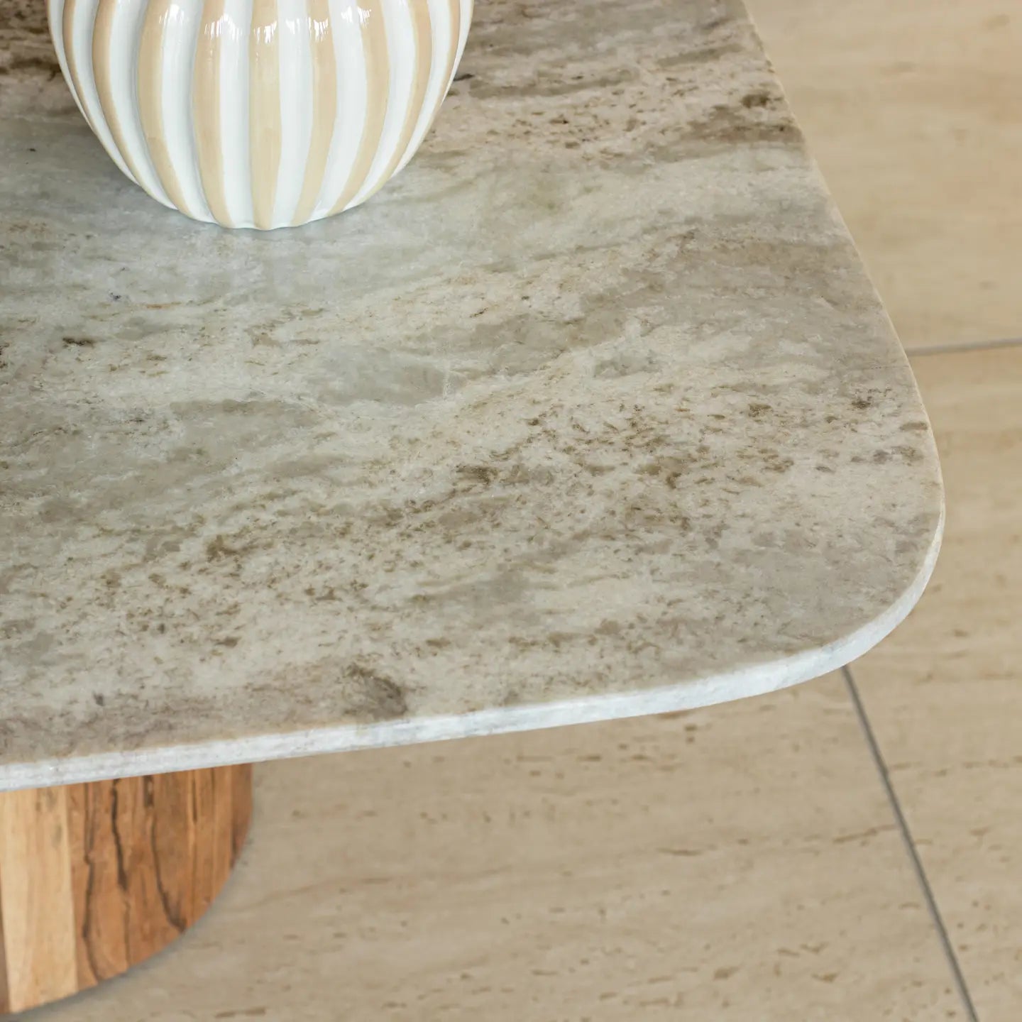 Table Basse avec effet marbre